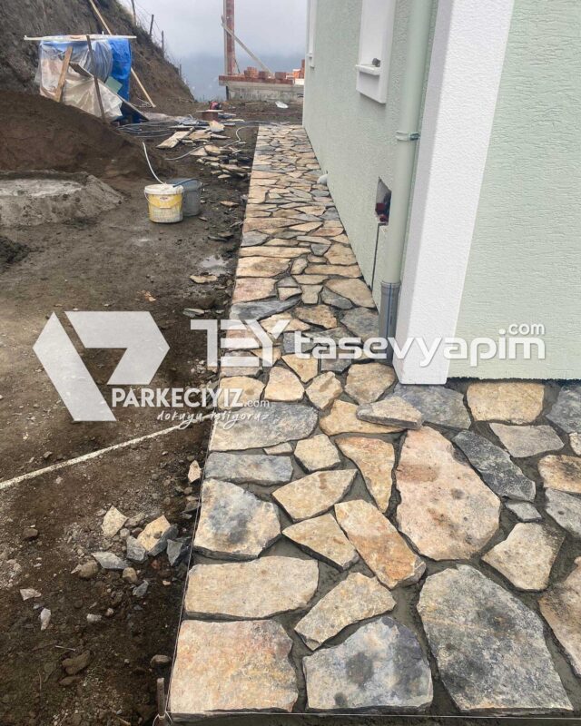 kayrak tasi yer doseme24 640x800 Kayrak Taş Yer Döşeme 24