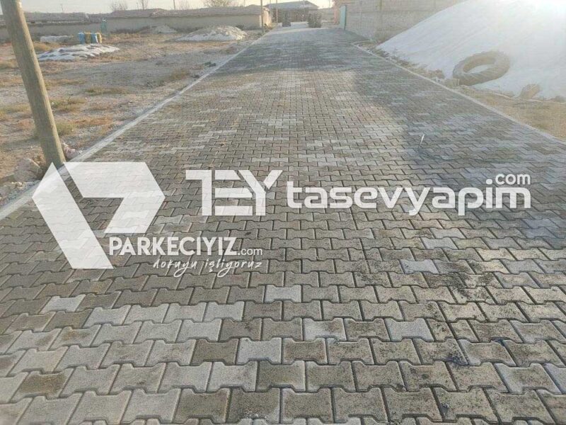 kilit tas 11 800x600 Klasik Kilit Taş Döşeme 11