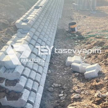 sev tasi 17 350x350 Şev Taşı Döşeme